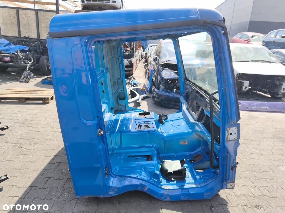 KABINA SZOFERKA DZIENNA MAN TGL 8.220 8 2010 EUROPA NIEBIESKA - 10