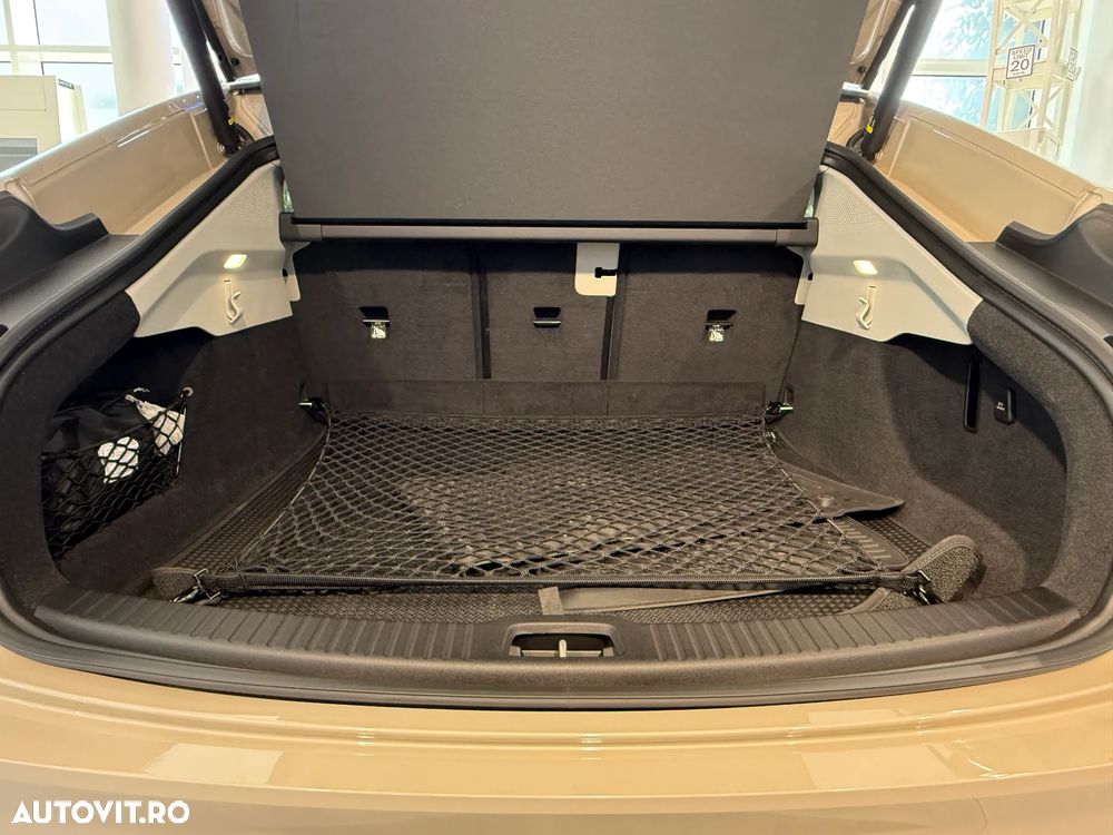 VOLVO Unknown Model 2025 — imagine 32