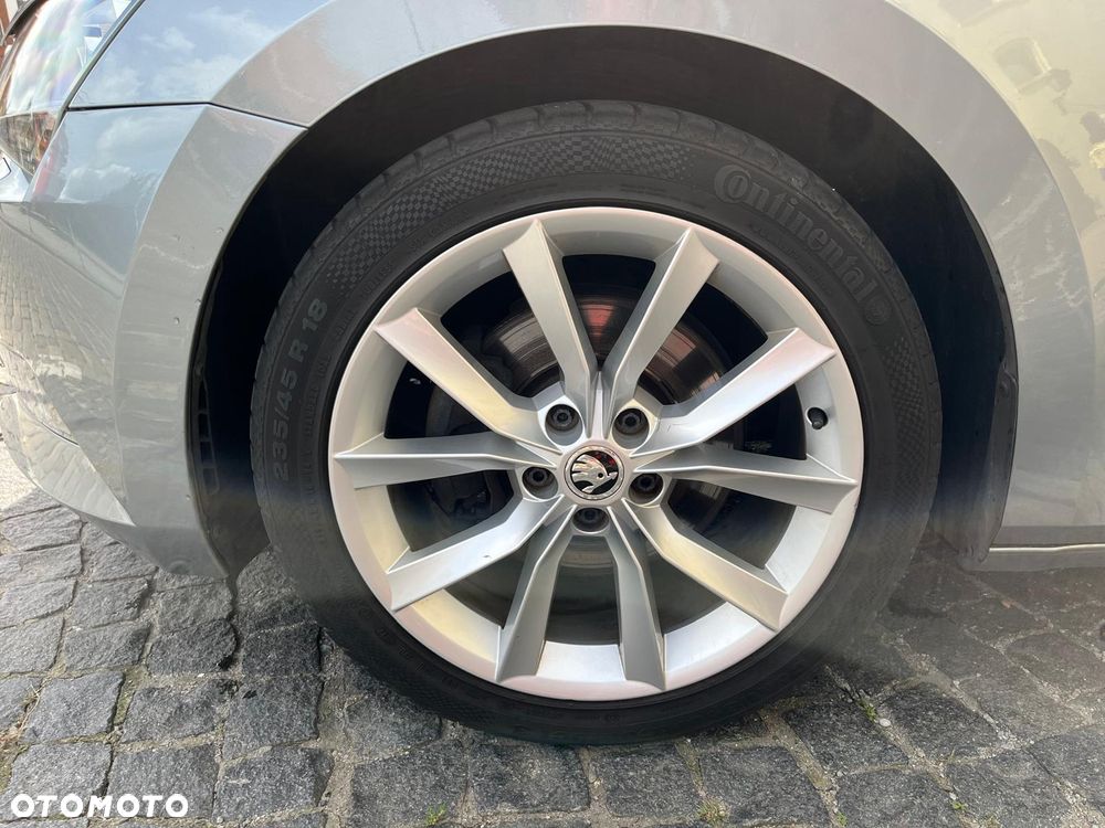 Skoda Superb 1.4 TSI ACT Ambition - 18