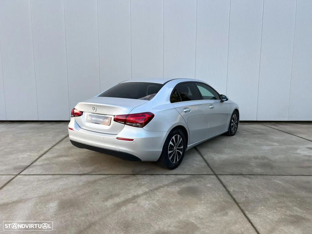 Mercedes-Benz A 180 Limousine d Business Solutions Aut. - 8