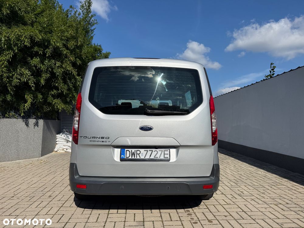 Ford Tourneo Connect - 18