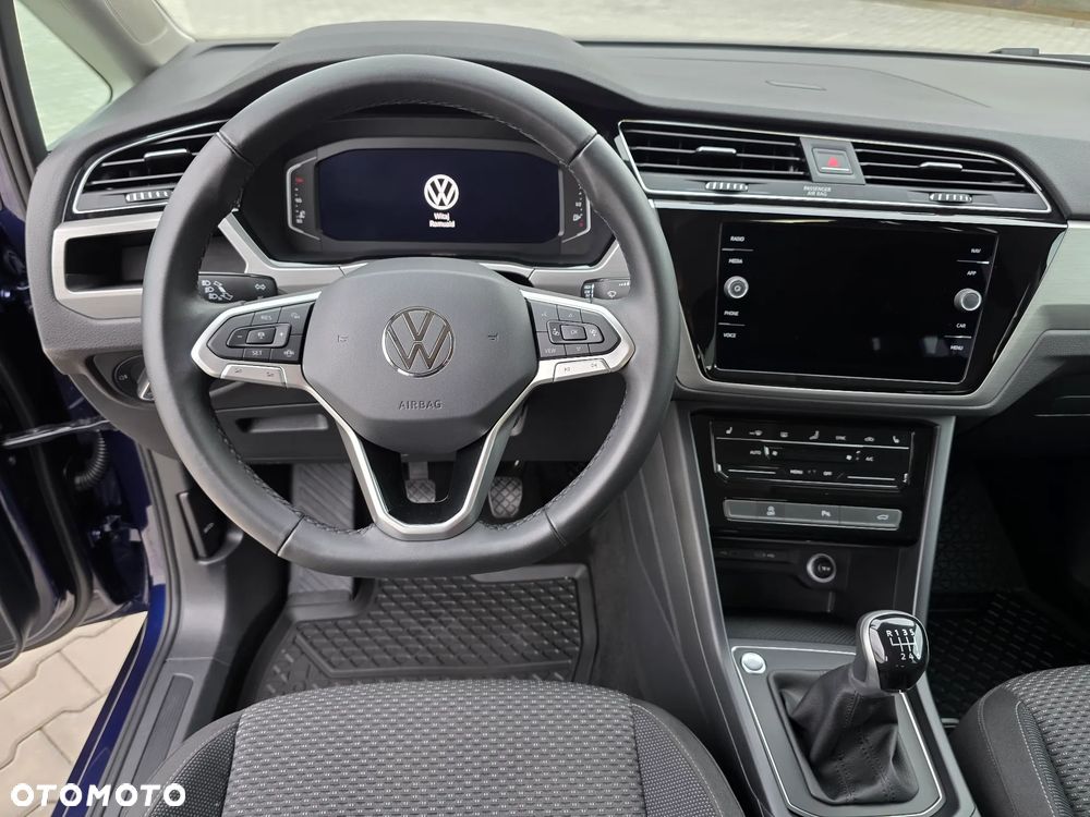 Volkswagen Touran 1.5 TSI EVO Comfortline - 10