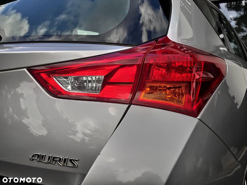 Toyota Auris 1.33 VVT-i Comfort - 21