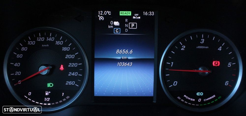 Mercedes-Benz GLC 300 - 13