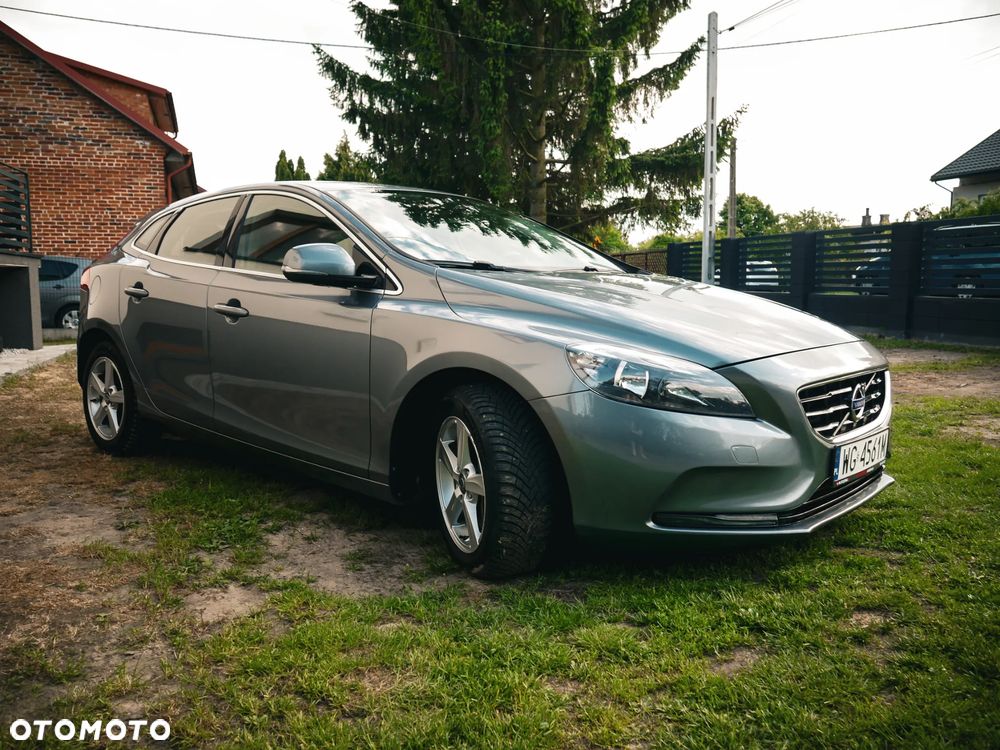 Volvo V40 D4 Summum - 2