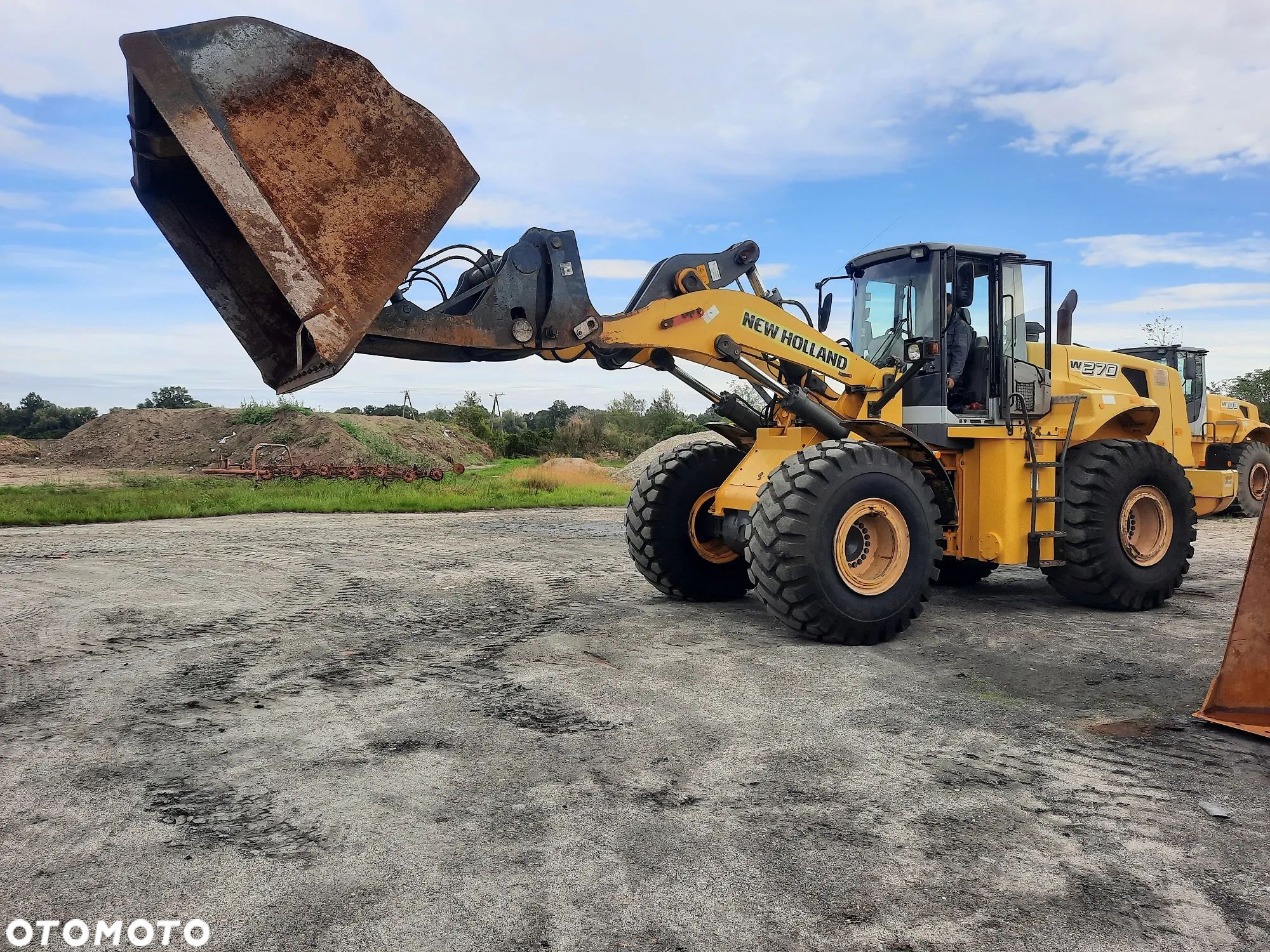 New Holland W270, wysoki wysyp, - 1