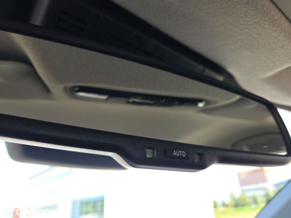 Toyota Yaris Cross Hybrid 1.5 Comfort - 31