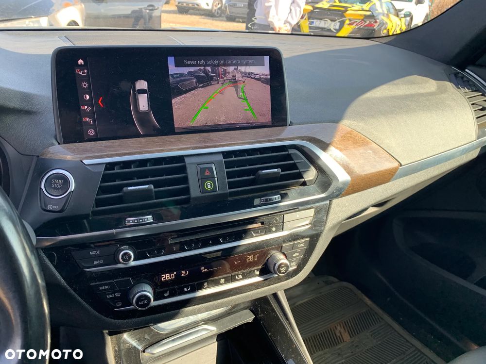 BMW X3 xDrive30i GPF Luxury Line sport - 14