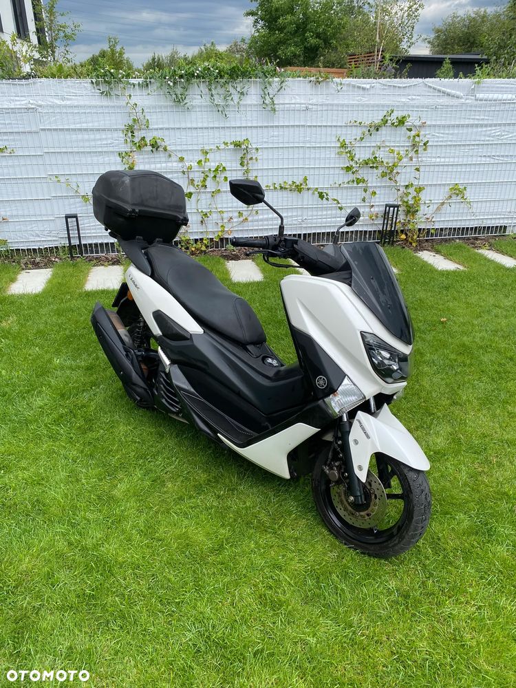 Yamaha NMAX - 7