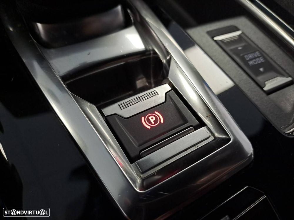 Peugeot 3008 1.6 Hybrid4 GT Pack e-EAT8 - 22