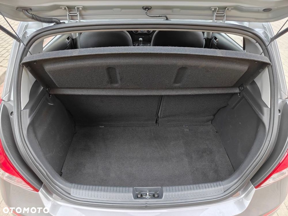 Hyundai i20 1.25 Wersja Jubileuszowa - 13
