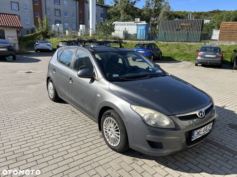 Hyundai I30 2010 photo 3