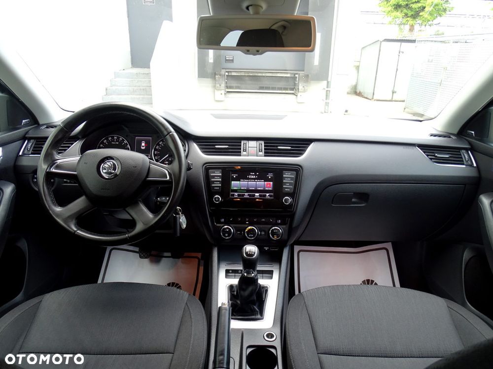 Skoda Octavia 2.0 TDI Style - 16