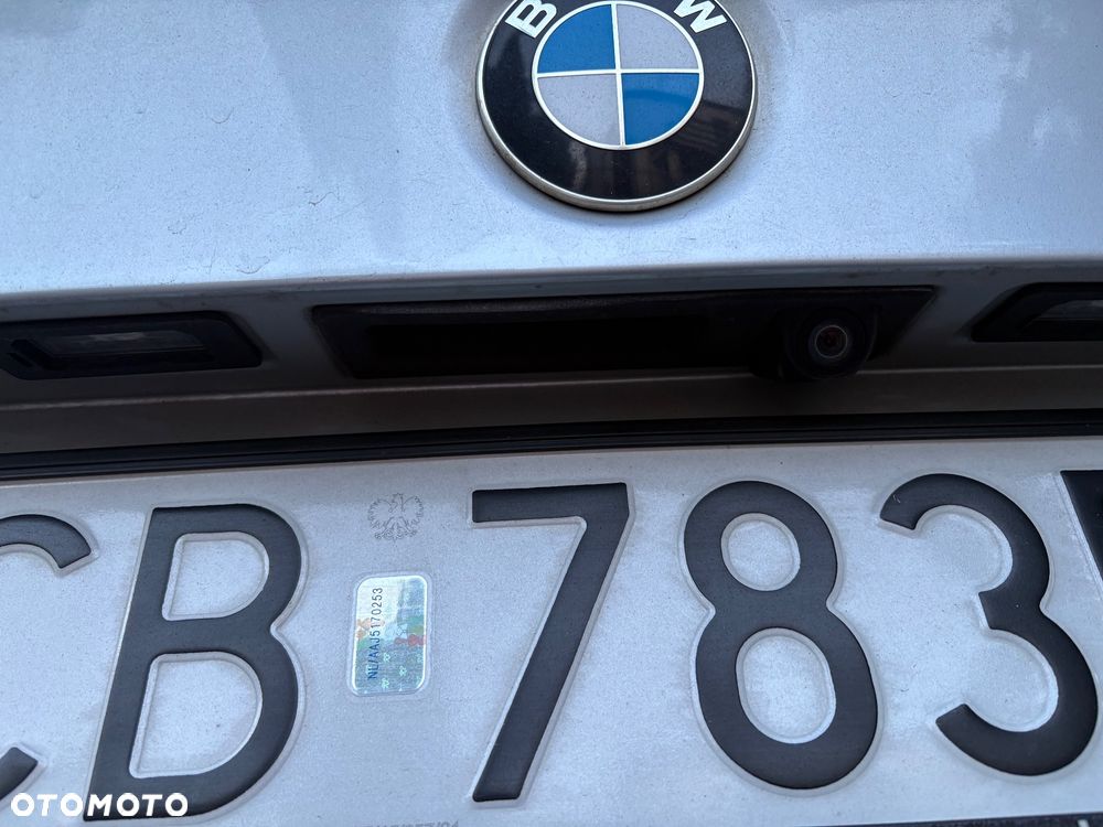 BMW Seria 3 330i xDrive Sport Line - 10