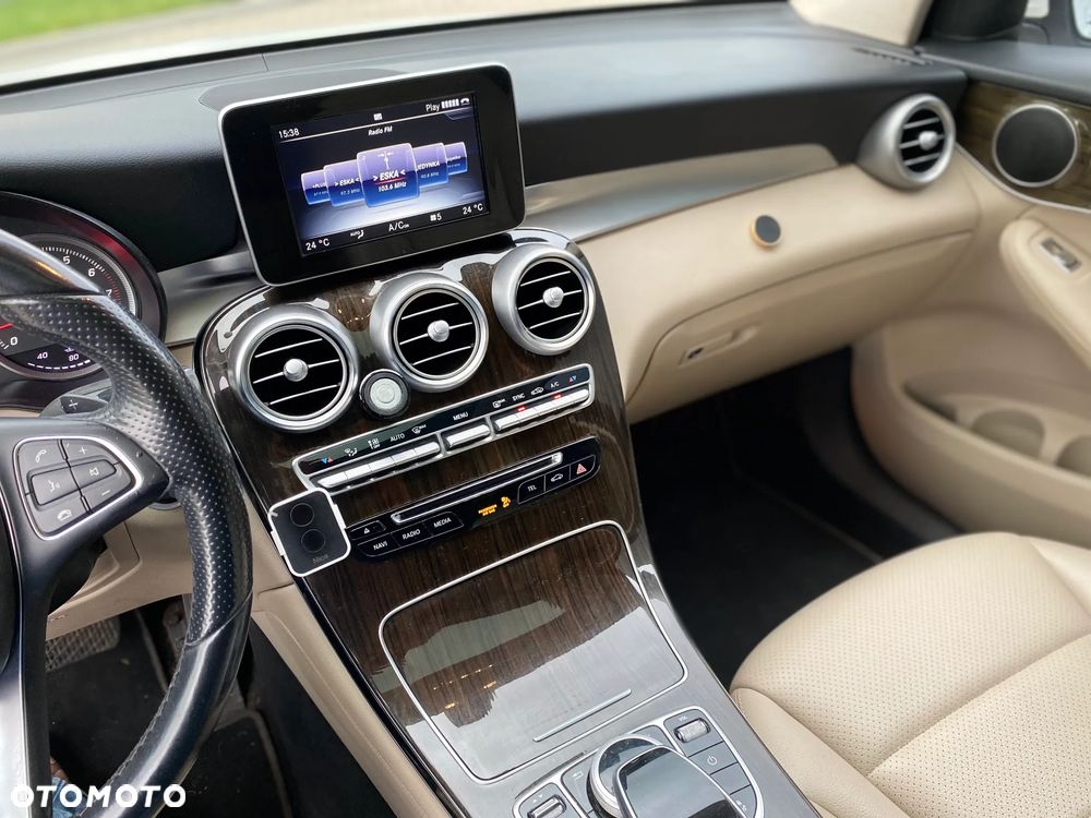 Mercedes-Benz GLC - 15
