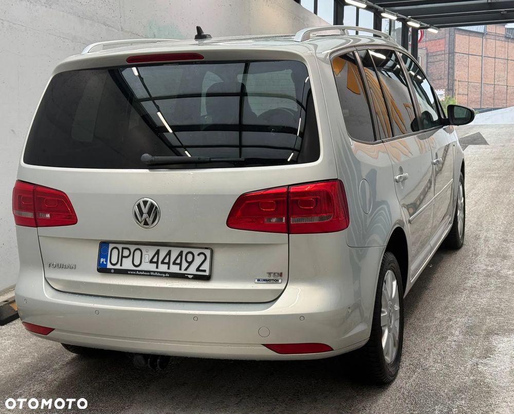 Volkswagen Touran 1.6 TDI DPF BlueMotion Technology DSG Cup - 11