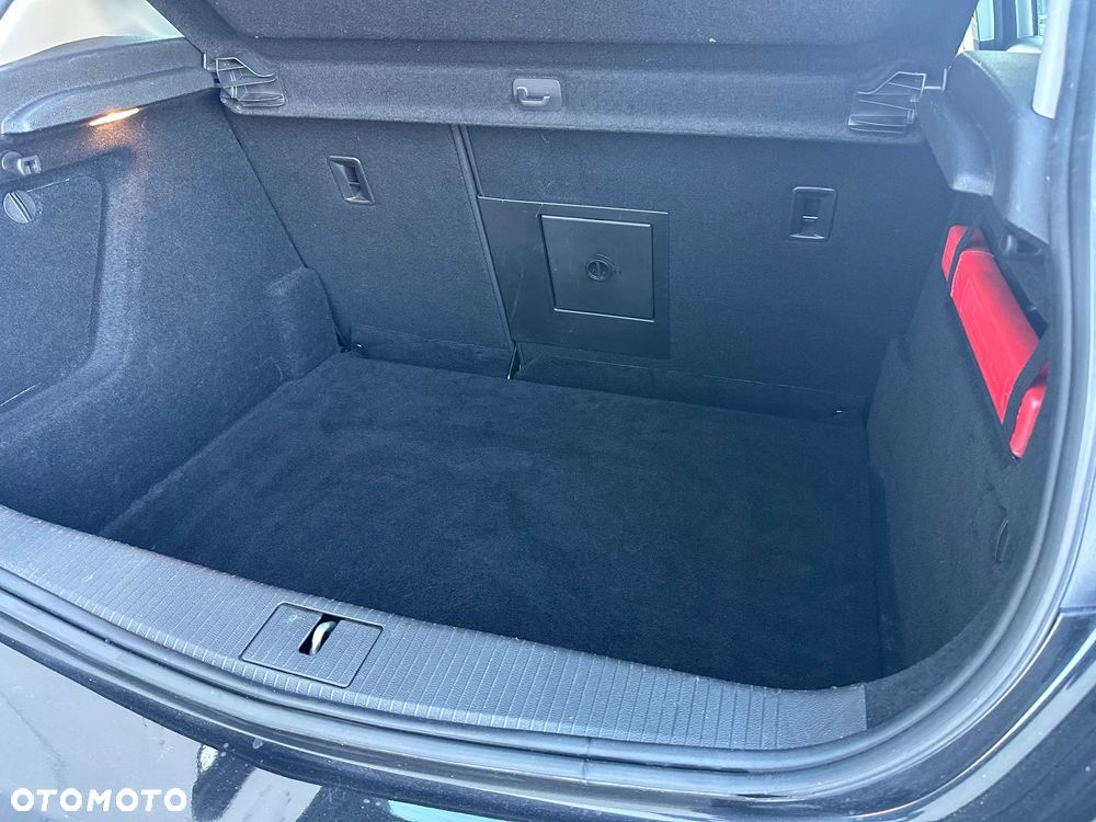 Opel Astra 2.0 CDTI DPF Automatik Exklusiv - 19