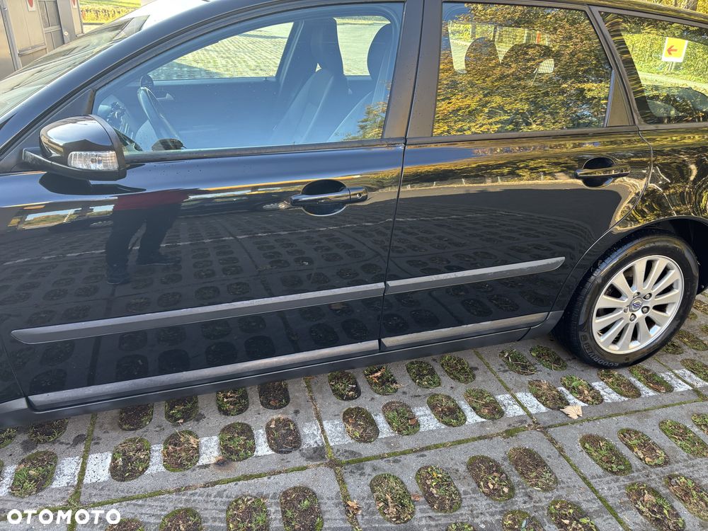 Volvo V50 - 8