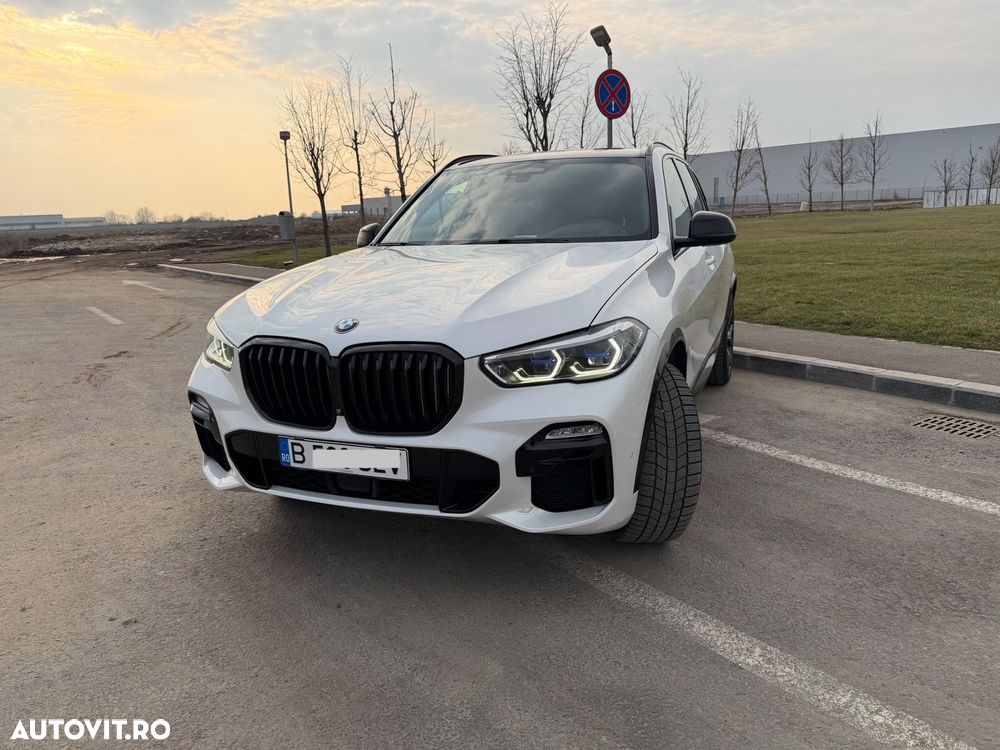BMW X5 M M50i - 3