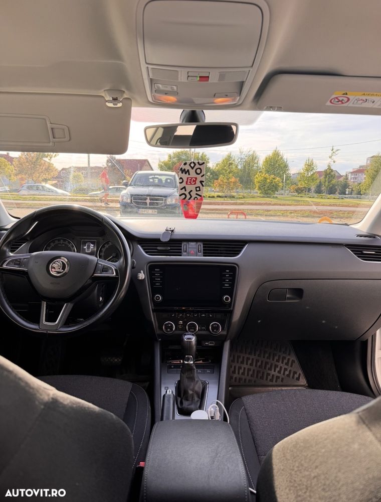 Skoda Octavia - 5