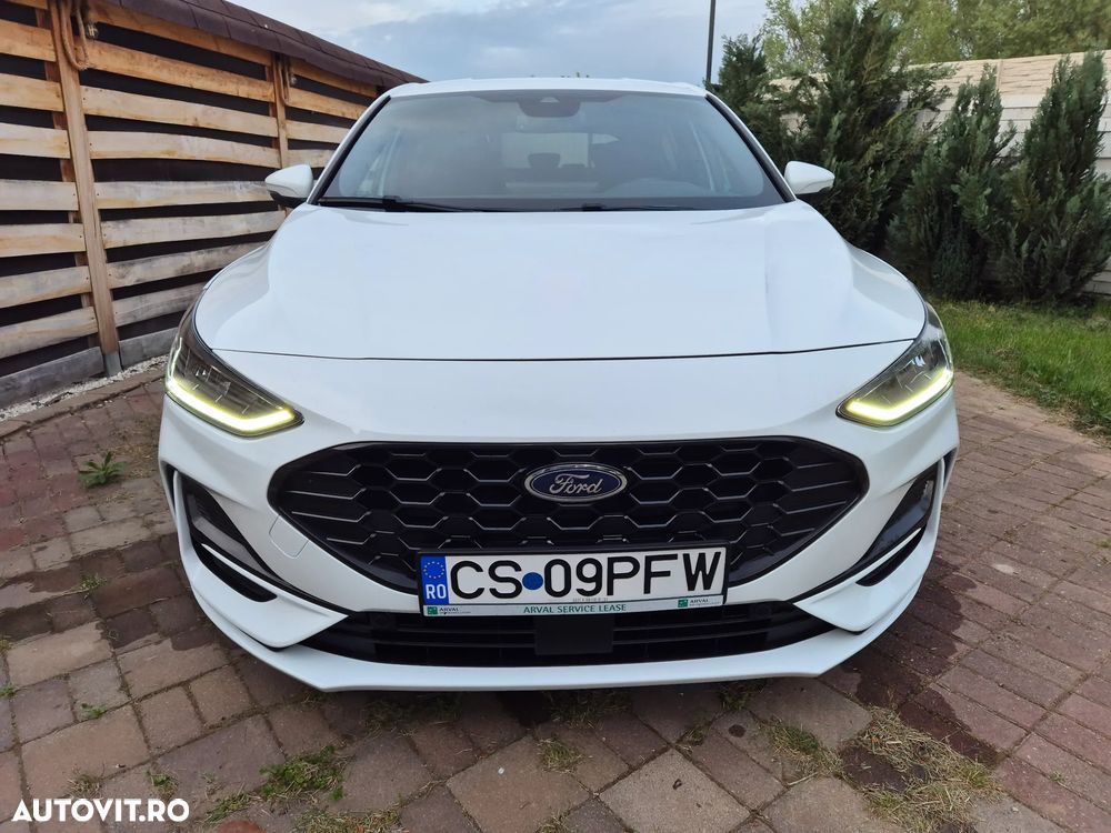 Ford Focus 1.0 EcoBoost MHEV ST-Line X - 1