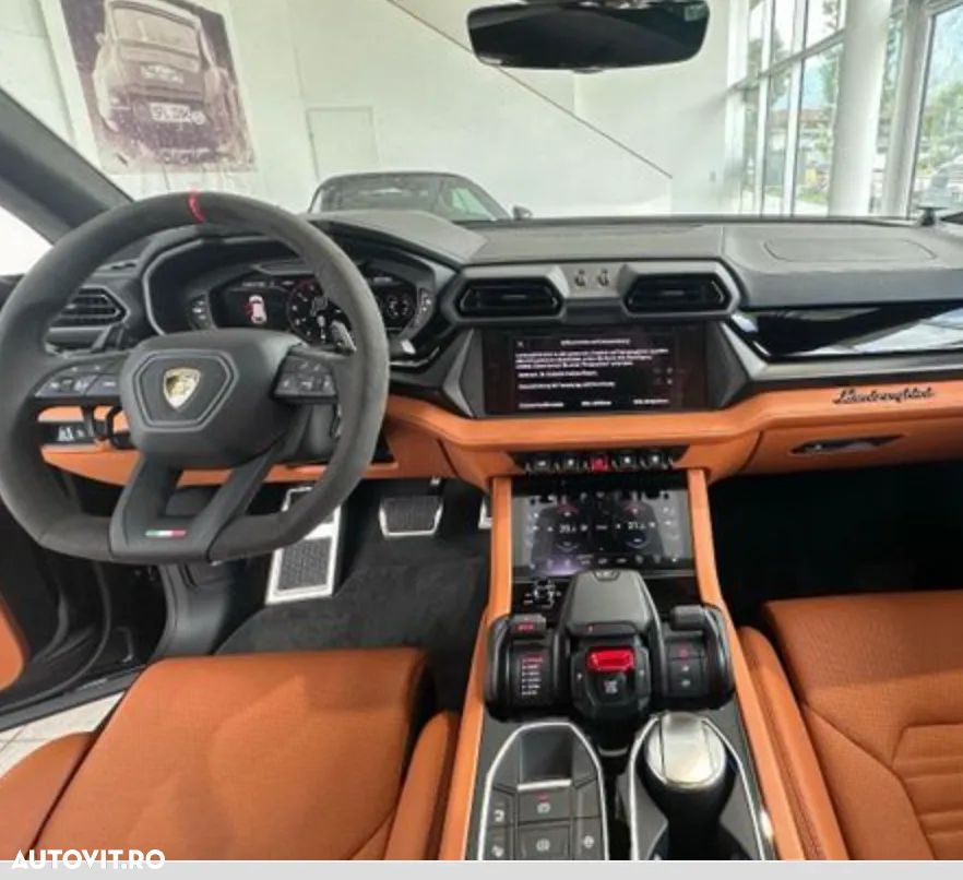 Lamborghini URUS - 7