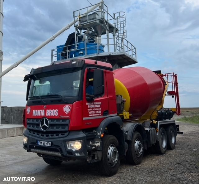 Mercedes-Benz AROCS - 10