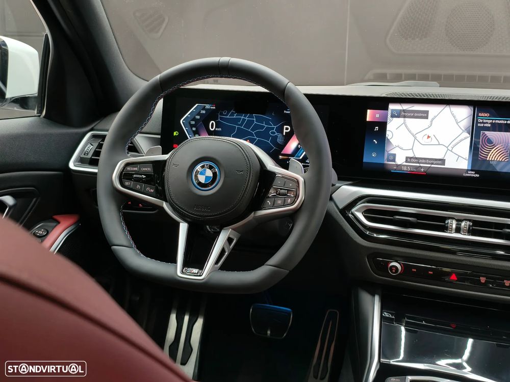 BMW 320 e Pack M Auto - 26