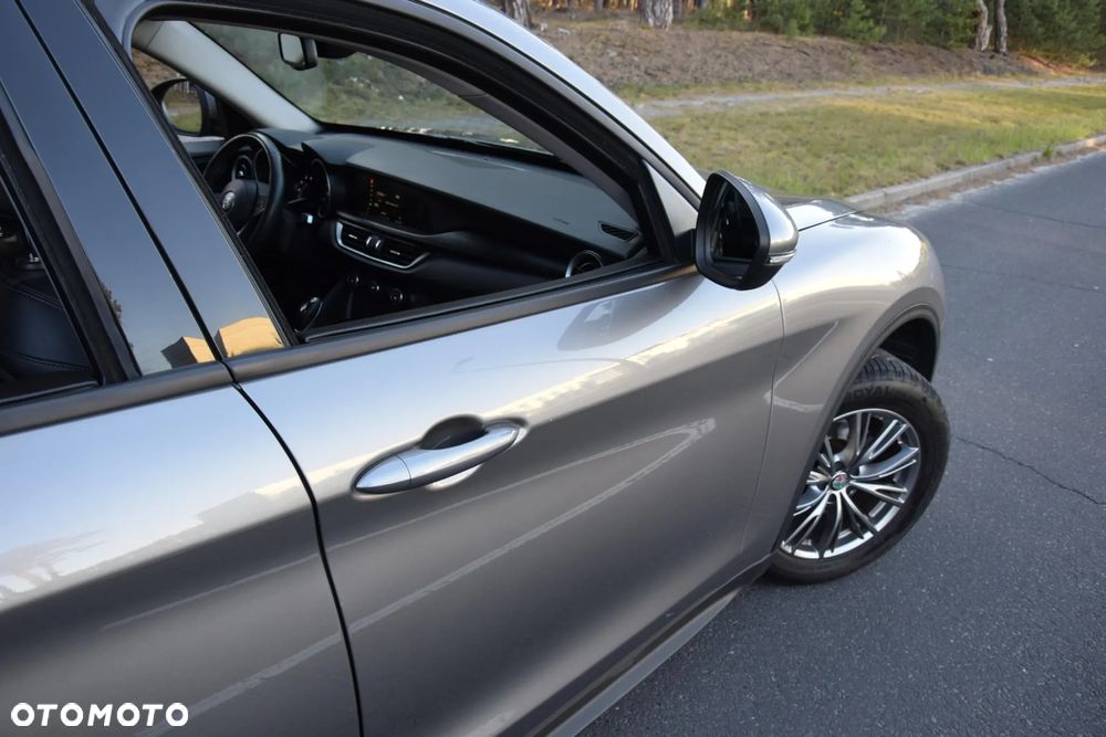 Alfa Romeo Stelvio 2.0 Turbo Super Q4 - 32