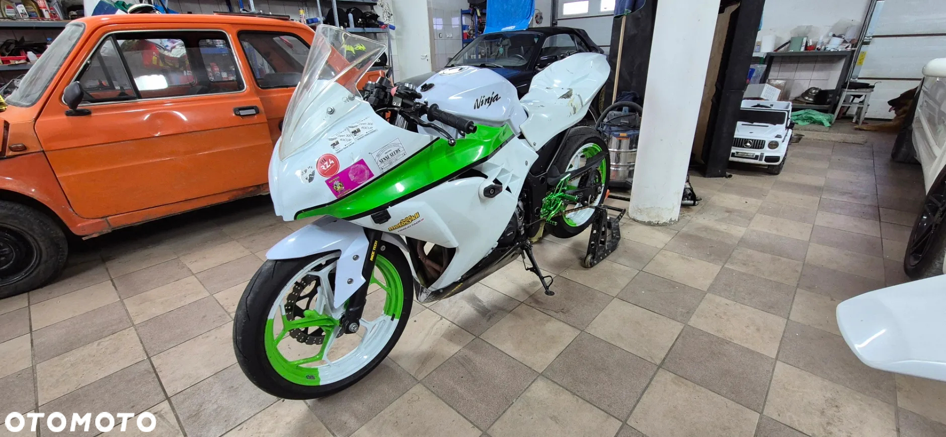 Kawasaki Ninja 300 ABS - 7