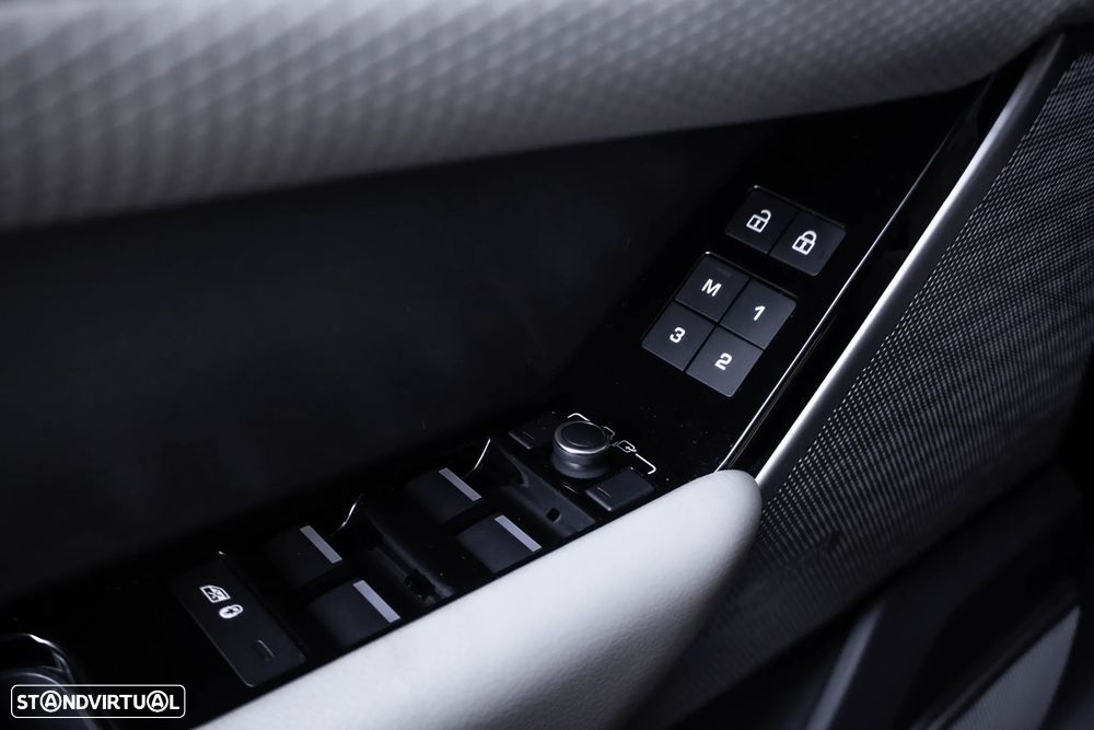 Land Rover Range Rover Velar D200 R-Dynamic SE - 16