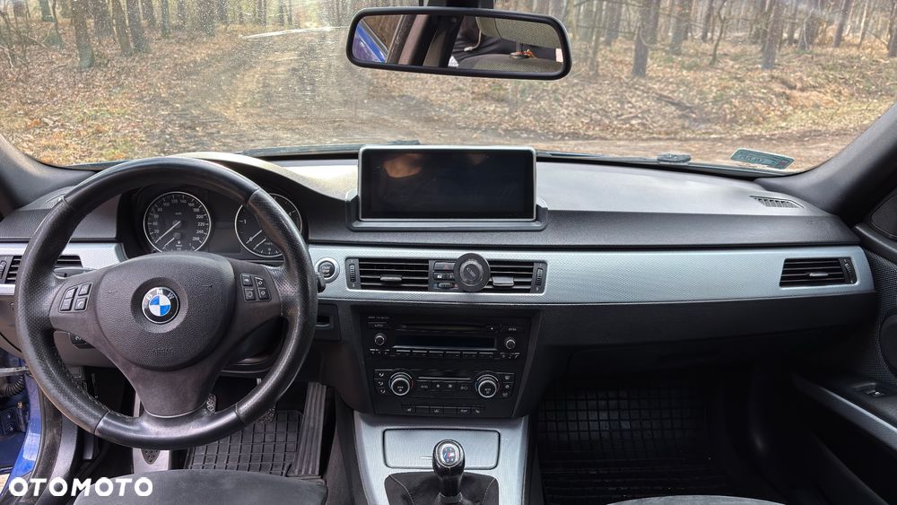 BMW Seria 3 320d - 5