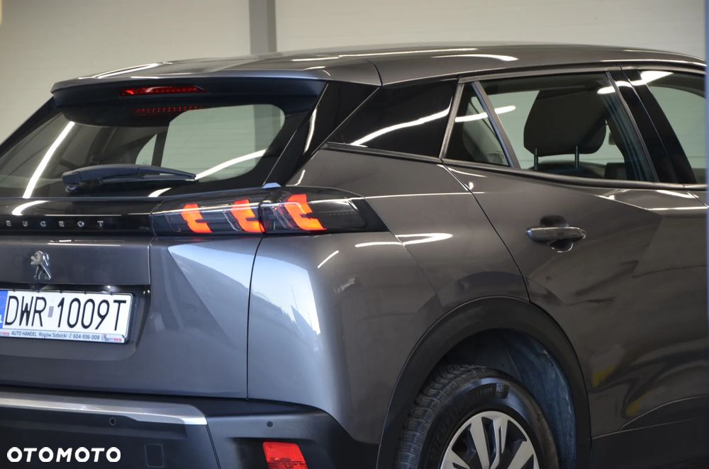 Peugeot 2008 - 9