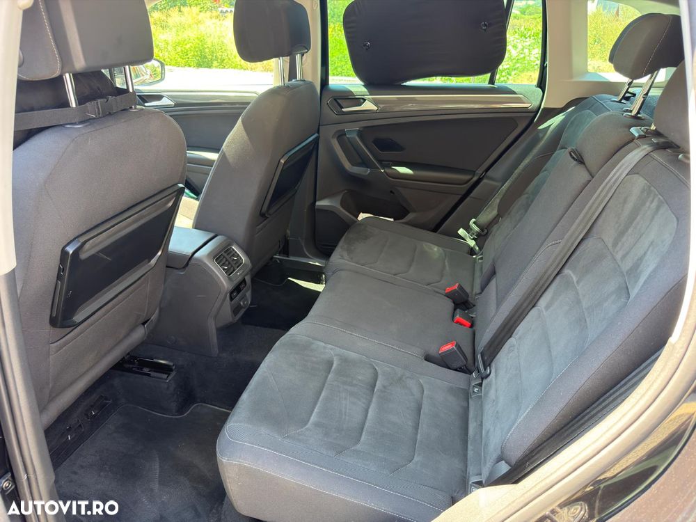 Volkswagen Tiguan - 10