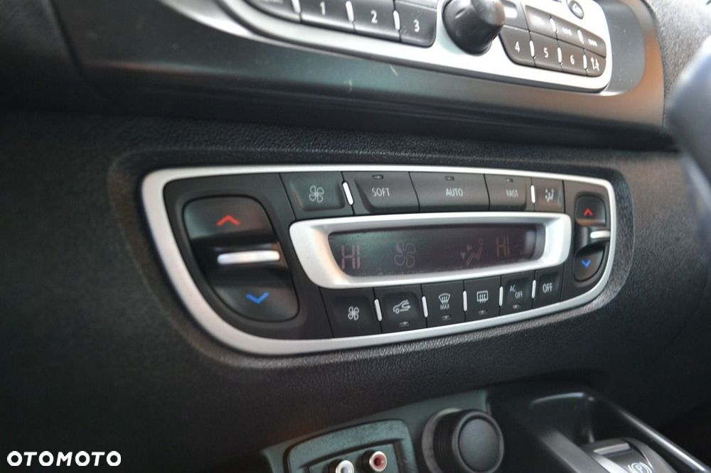 Renault Scenic 1.5 dCi Bose EDC - 22
