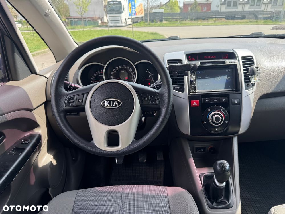 Kia Venga 1.4 CVVT Vision - 12