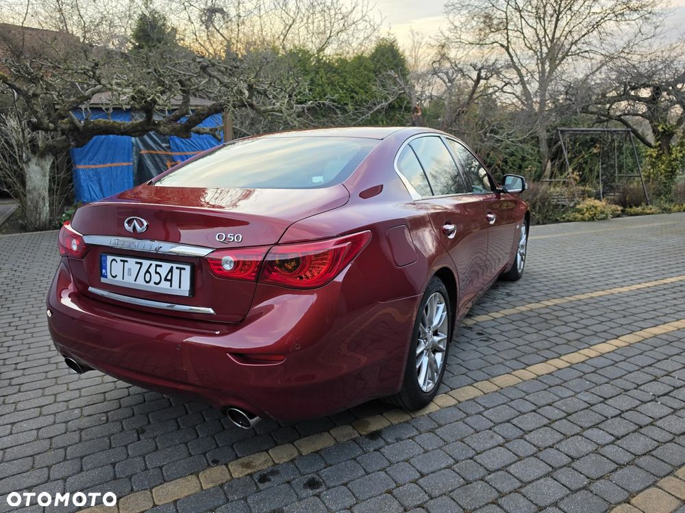 Infiniti Q50 2.0t Premium Sound Studio by Bose - 16