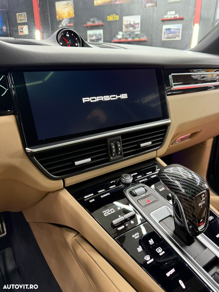 Porsche Cayenne S - 21