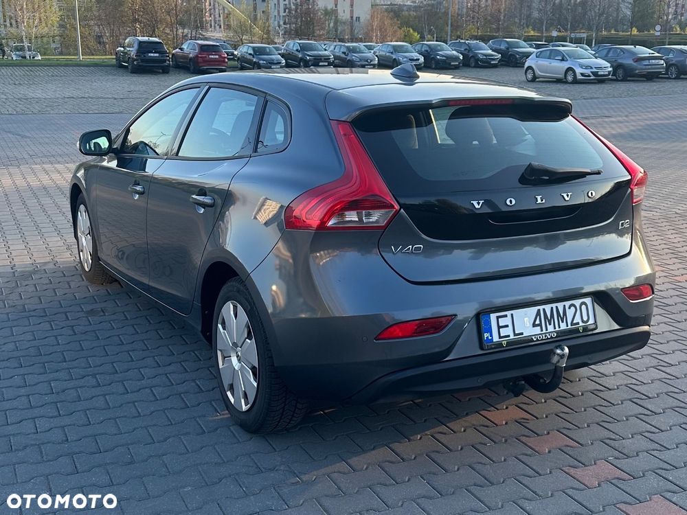 Volvo V40 D2 - 8
