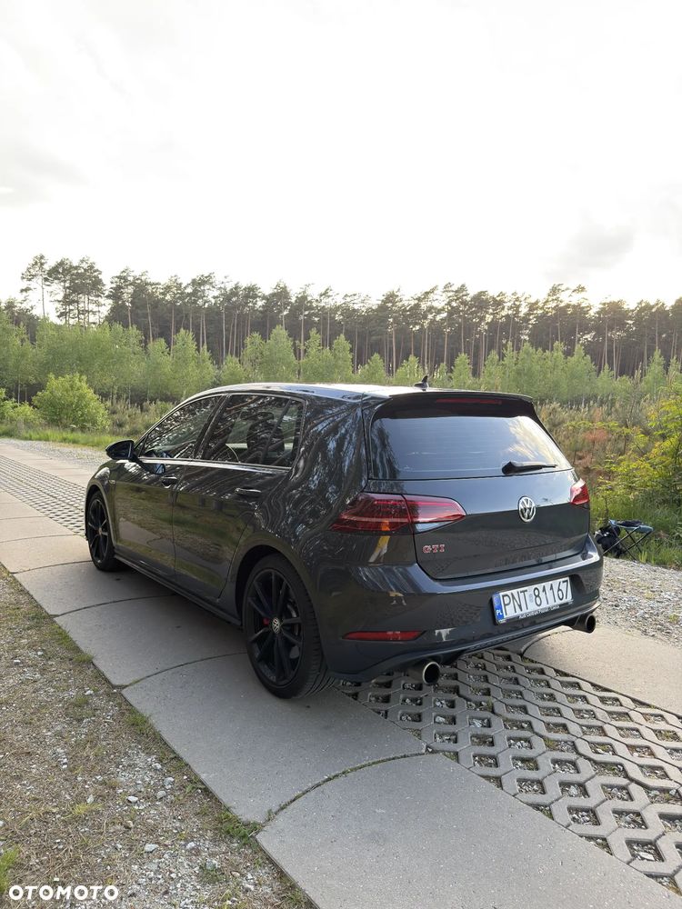 Volkswagen Golf GTI (BlueMotion Technology) DSG Performance - 5