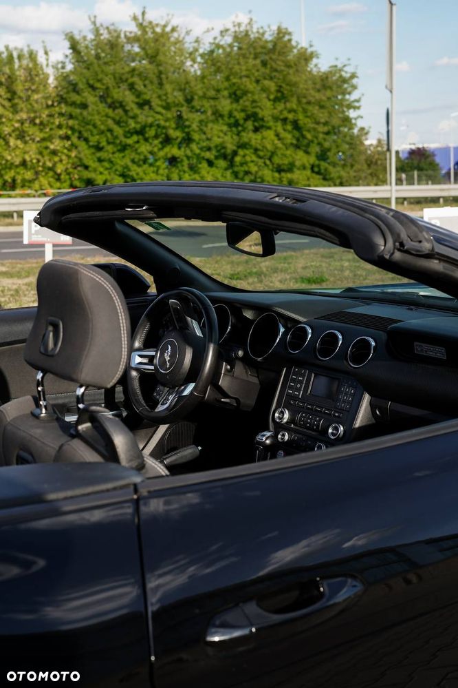 Ford Mustang 3.7 V6 - 12