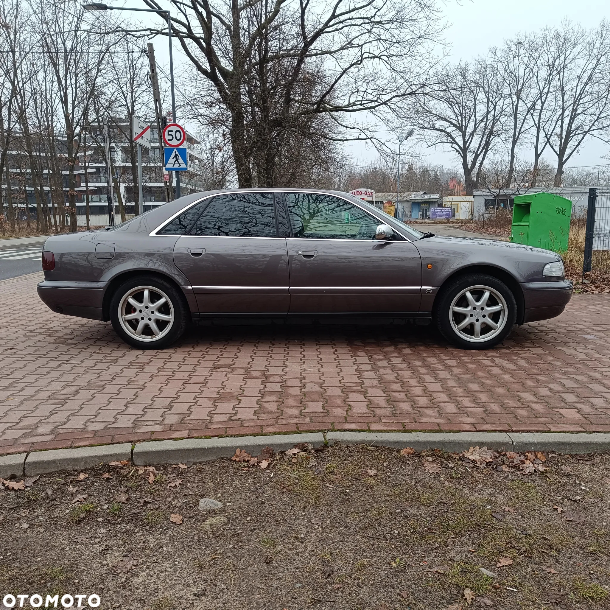 Audi A8 - 7