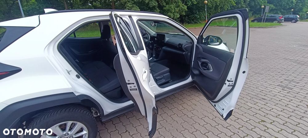 Toyota Yaris Cross Hybrid 1.5 Comfort - 12