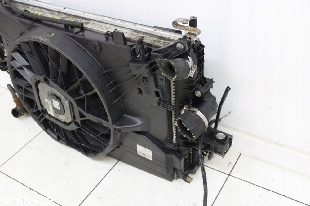 KOMPLET CHŁODNIC WENTYLATOR VOLVO XC70 LIFT 2.4 D 3137229010 - 4