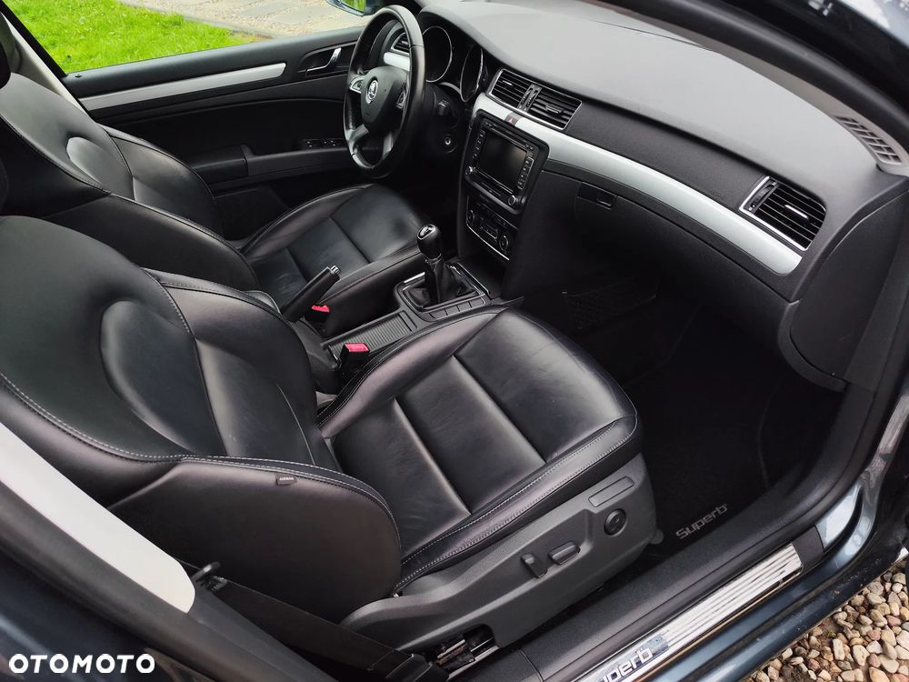 Skoda Superb 2.0 TDI Green tec Elegance - 7