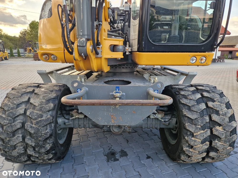 Liebherr A912 Compact - 21