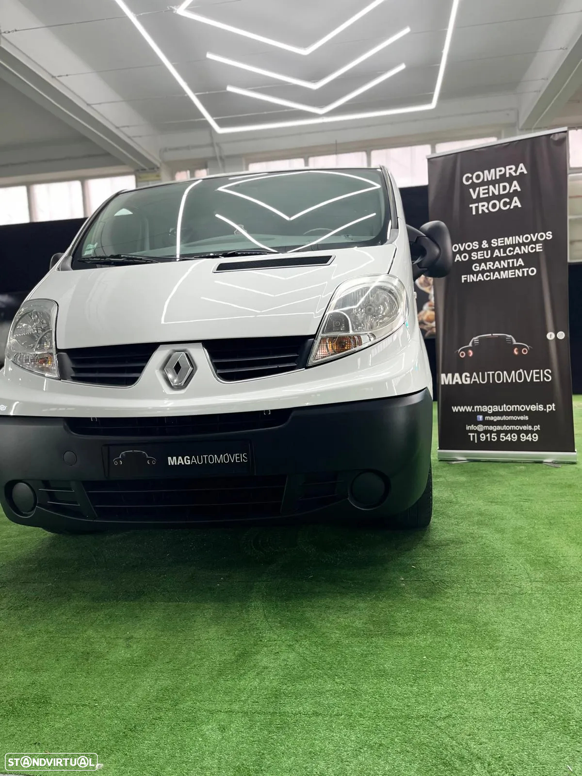 Renault Trafic 2.0 dCi 115 Privi. Luxe - 3