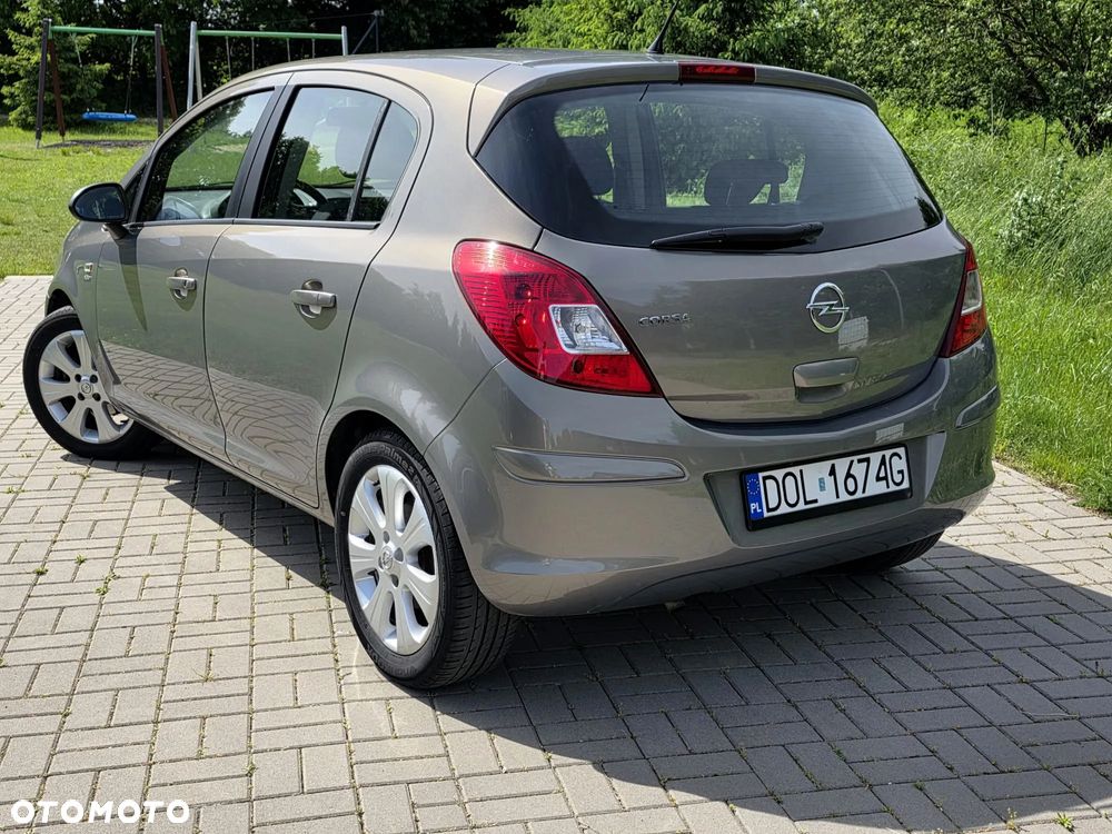 Opel Corsa 1.4 16V Active - 5