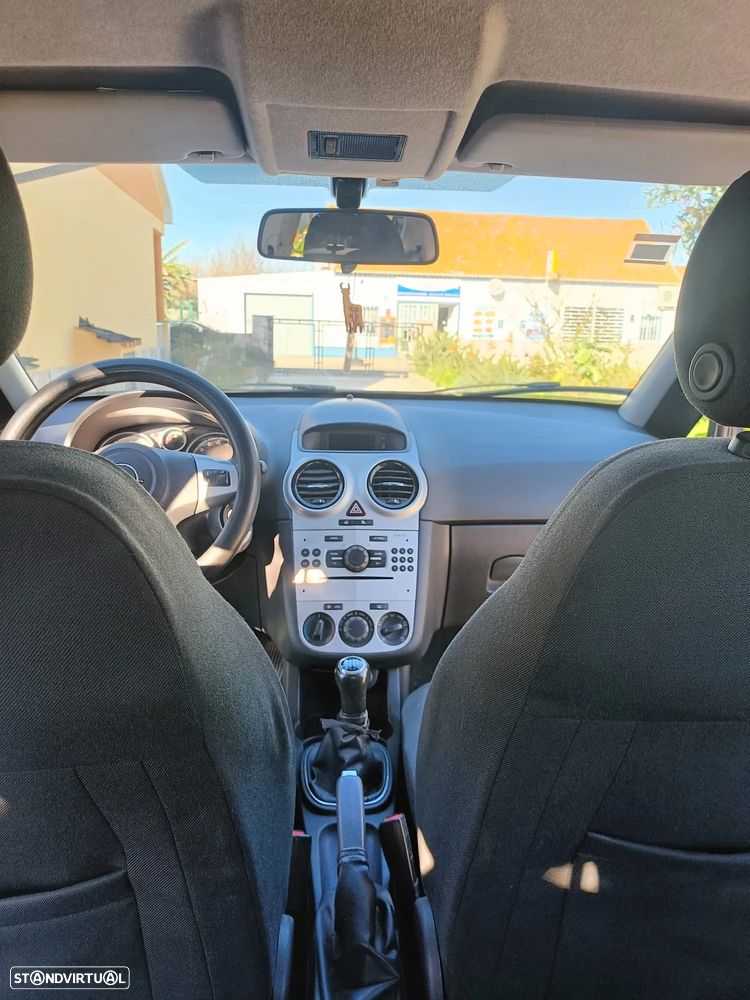 Opel Corsa 1.2 Enjoy - 15