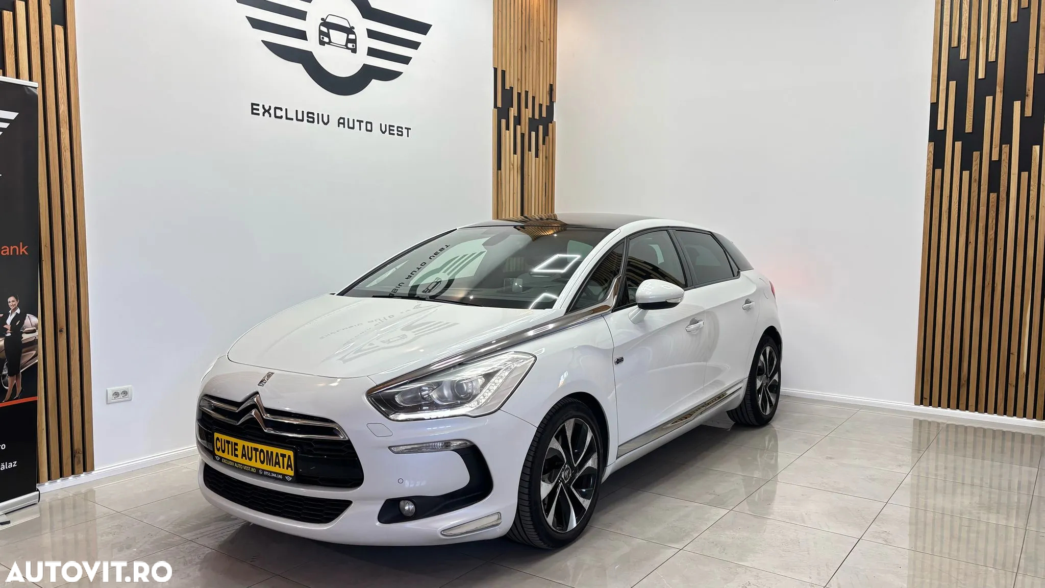 Citroën DS5 HDi 165 Aut. SportChic - 10